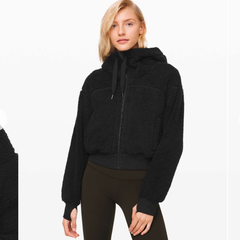 Lululemon Short Sweet and Sherpa
Jacket